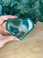 Load image into Gallery viewer, Dyed Agate Hearts
