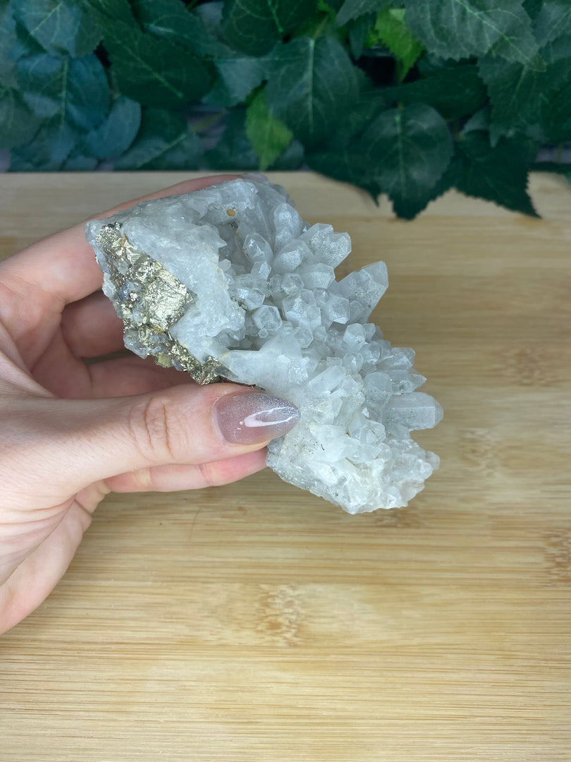 Amas de quartz avec pyrite