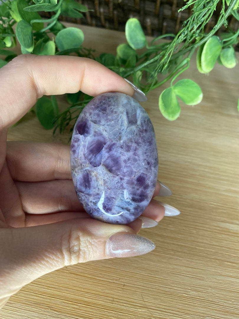 Amethyst Palm Stones