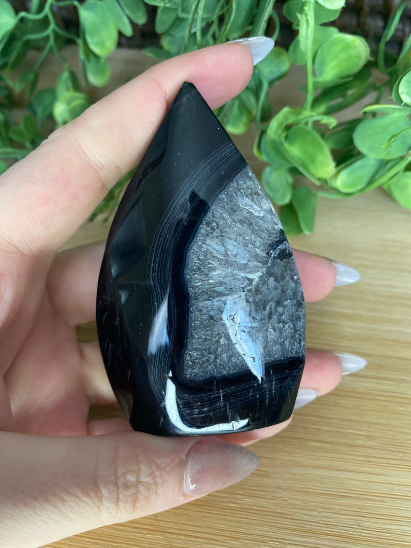 Larme d'agate de Sardonyx noire