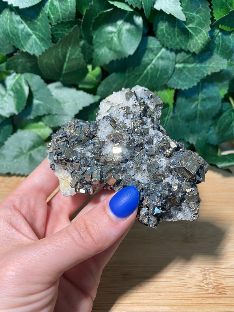 Amas de quartz avec pyrite