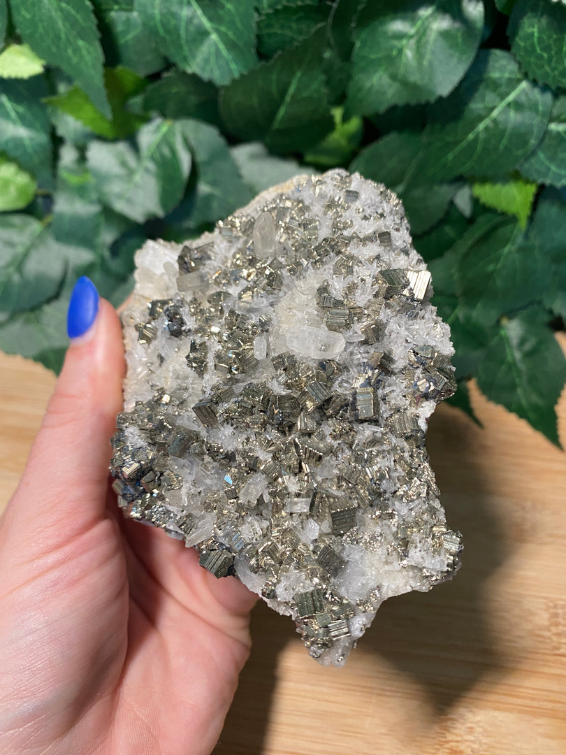 Amas de quartz avec pyrite